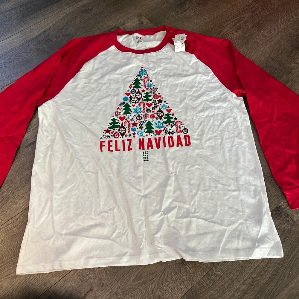 Xl Christmas tshirt for adult